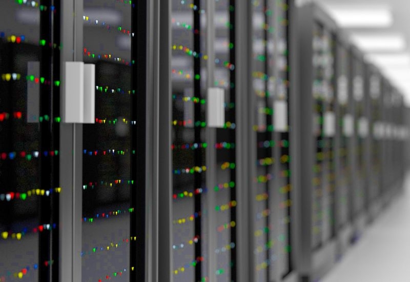 Американский проект по строительству крупного ЦОД в ОАЭ фактически буксует