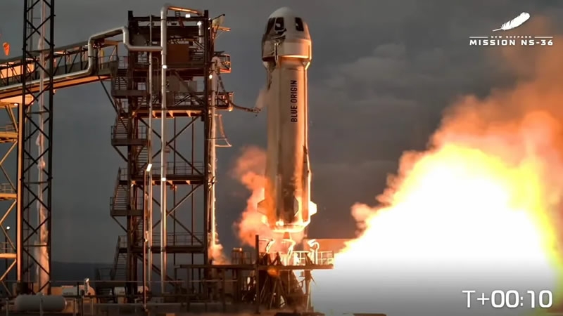 Blue Origin совершила 15-й запуск корабля New Shepard с шестью туристами