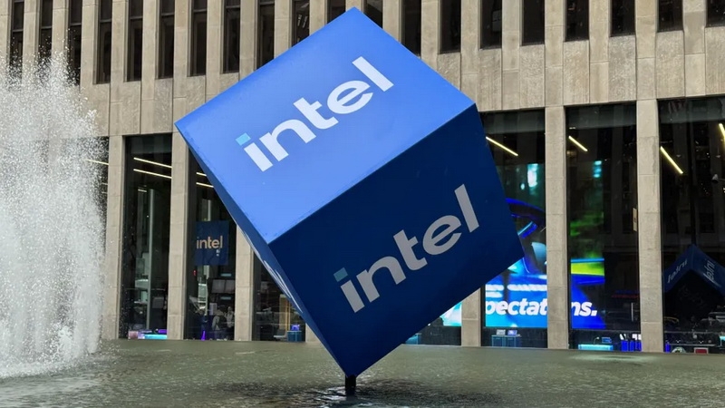 Intel начала напрямую торговать компьютерами с ИИ в пяти городах мира&nbsp;&mdash; но это временно