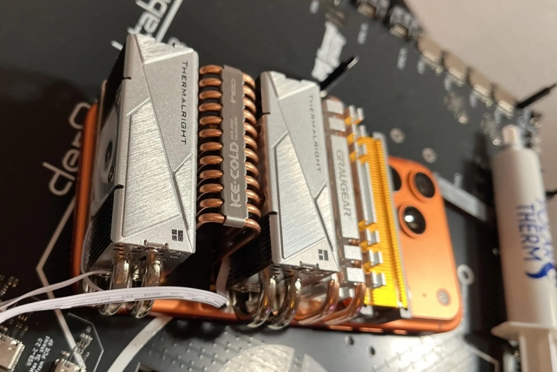 iPhone 17 Pro обвесили кулерами для SSD &mdash; и он выдержал стресс-тест почти без тротлинга