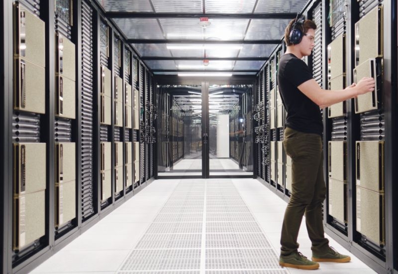 Исследование: ИИ пока не лишает работы &mdash; но уже повышает счета за электричество