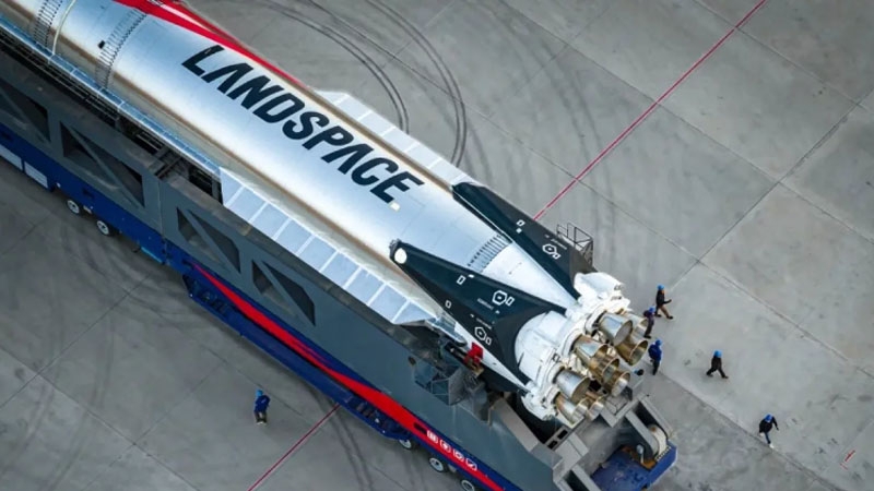 Китай вплотную подошёл к запуску в космос аналога SpaceX Falcon 9 &mdash; ракета Zhuque-3 зажгла все двигатели