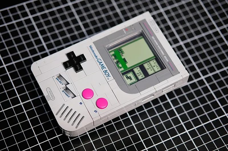 Моддер из Австралии превратила Lego Game Boy в работающую консоль