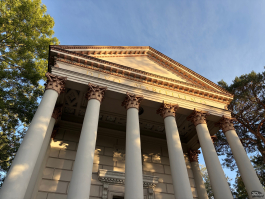 Обзор смартфона Apple iPhone 17: долгожданные улучшения