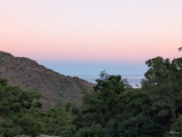 Обзор смартфона Google Pixel 10 Pro XL: магнитная аномалия