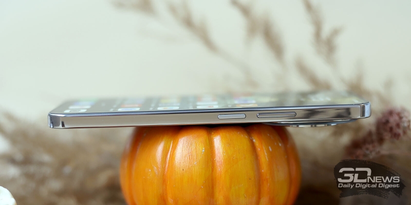 Обзор смартфона HUAWEI nova 14: плоский красавец с крутыми камерами