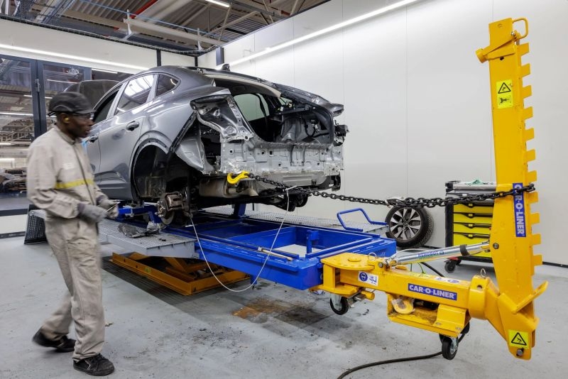 Раскол в захваченной Nexperia: штаб-квартира посоветовала клиентам не покупать чипы, выпущенные китайским подразделением