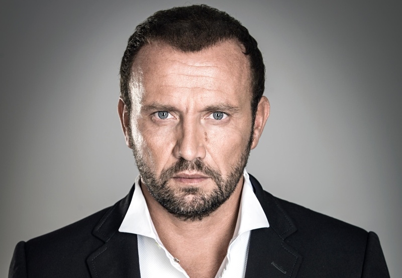 Samsung заполучила своего Джони Айва — впервые с 1938 года компания наняла главного дизайнера