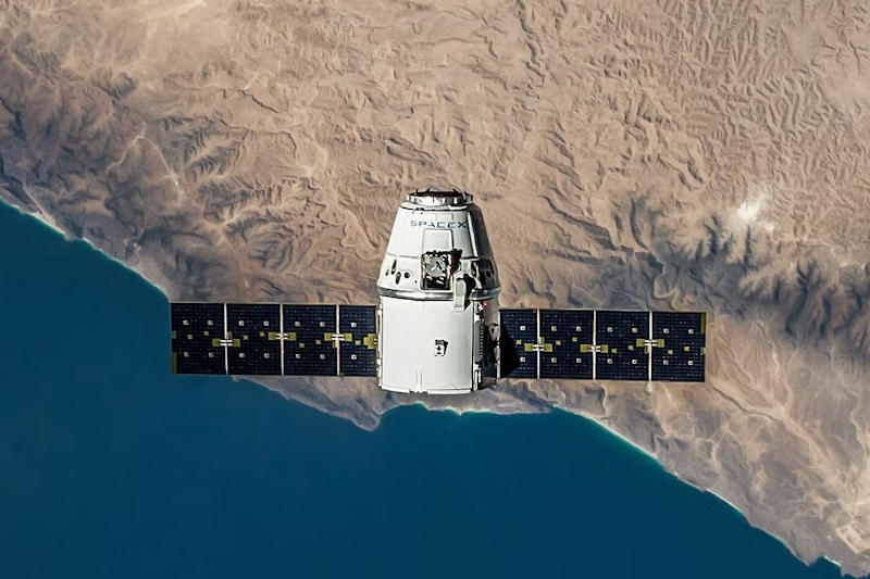 Google придумала дата-центр с неограниченным источником энергии, но придётся усыпать орбиту спутниками — представлен Project Suncatcher