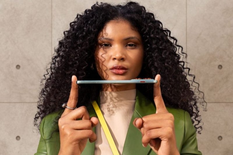 Motorola представила сверхтонкий смартфон Edge 70 — это глобальная версия X70 Air