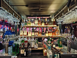 Обзор смартфона OnePlus 15: самый мощный смартфон осени 2025