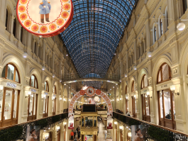 Обзор смартфона OnePlus 15: самый мощный смартфон осени 2025