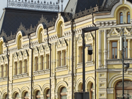 Обзор смартфона OnePlus 15: самый мощный смартфон осени 2025