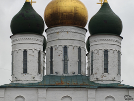 Обзор смартфона OnePlus 15: самый мощный смартфон осени 2025