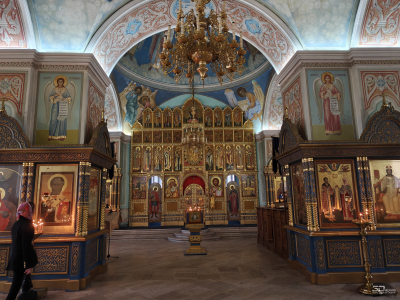 Обзор смартфона OnePlus 15: самый мощный смартфон осени 2025