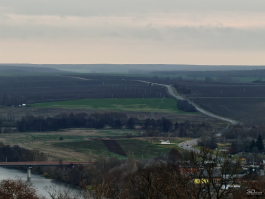 Обзор смартфона OnePlus 15: самый мощный смартфон осени 2025