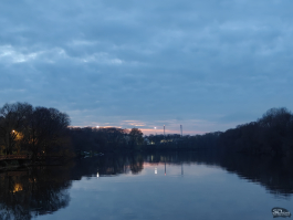 Обзор смартфона OnePlus 15: самый мощный смартфон осени 2025