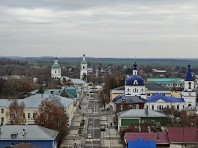 Обзор смартфона OnePlus 15: самый мощный смартфон осени 2025