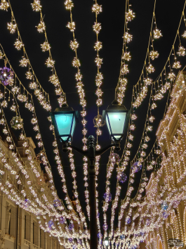 Обзор смартфона OnePlus 15: самый мощный смартфон осени 2025