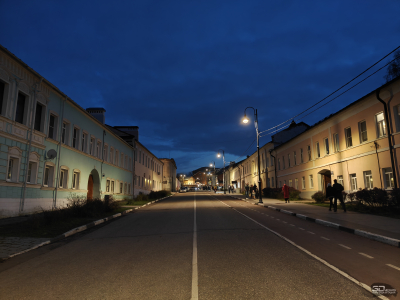 Обзор смартфона OnePlus 15: самый мощный смартфон осени 2025