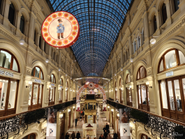 Обзор смартфона OnePlus 15: самый мощный смартфон осени 2025