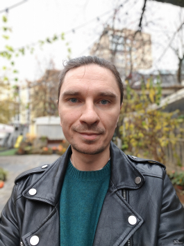 Обзор смартфона OnePlus 15: самый мощный смартфон осени 2025