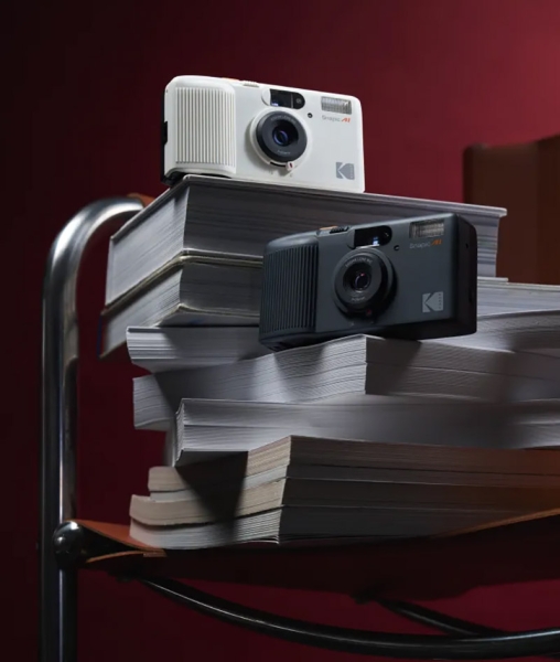 Представлена 35-мм плёночная камера Kodak Snapic A1 в стиле 90-х за $99