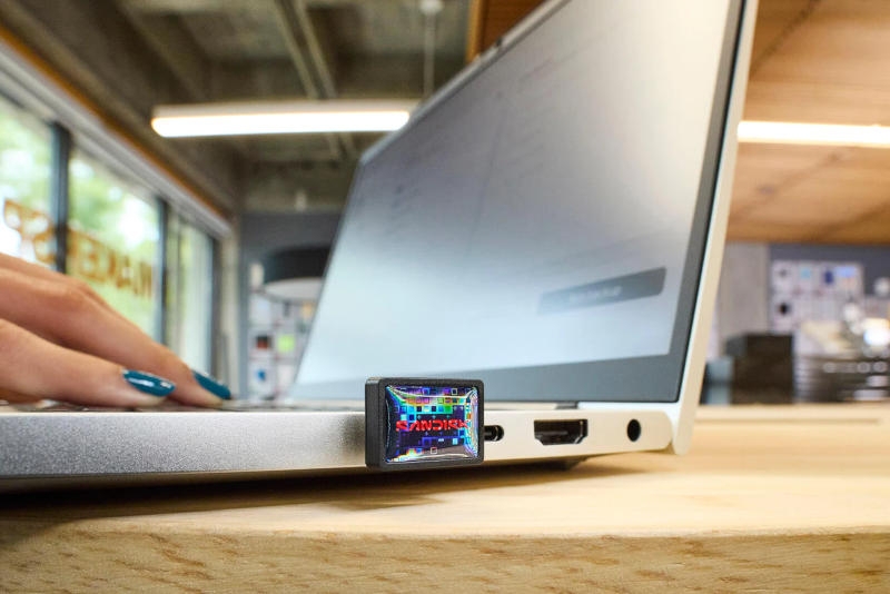 SanDisk выпустила самую маленькую в мире флешку на 1 Тбайт