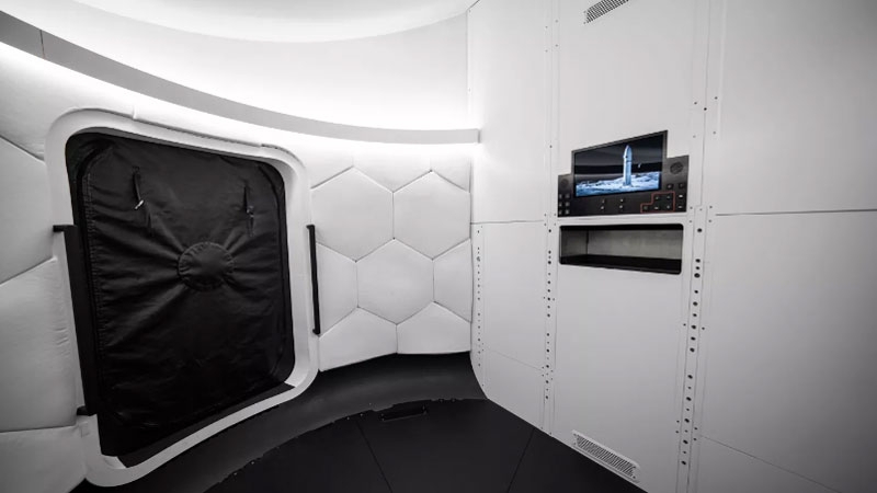 SpaceX предлагает быстро доставить американцев на Луну «обрубком» Starship