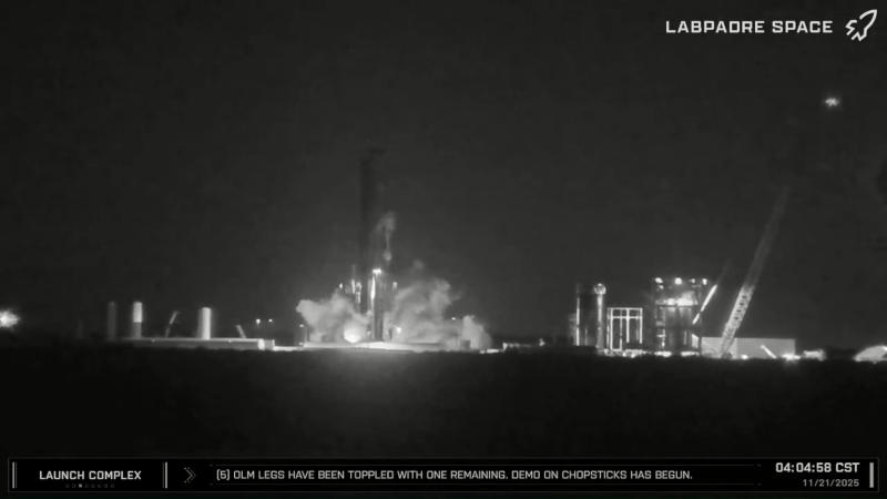 Ускоритель SpaceX Super Heavy&nbsp;для нового Starship 3 взорвался во время испытаний