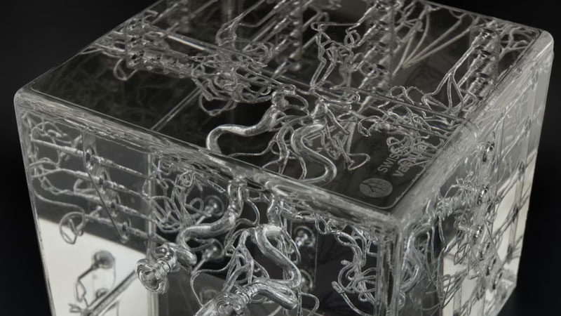 В Швейцарии создали крошечного робота-курьера для адресной доставки лекарств по венам