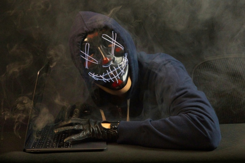 Выросшие в интернете зумеры использует пароли слабее, чем их дедушки и бабушки