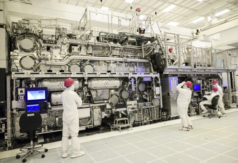 Intel успешно испытала передовой сканер ASML, который позволит серийно выпускать ангстремные&nbsp;чипы