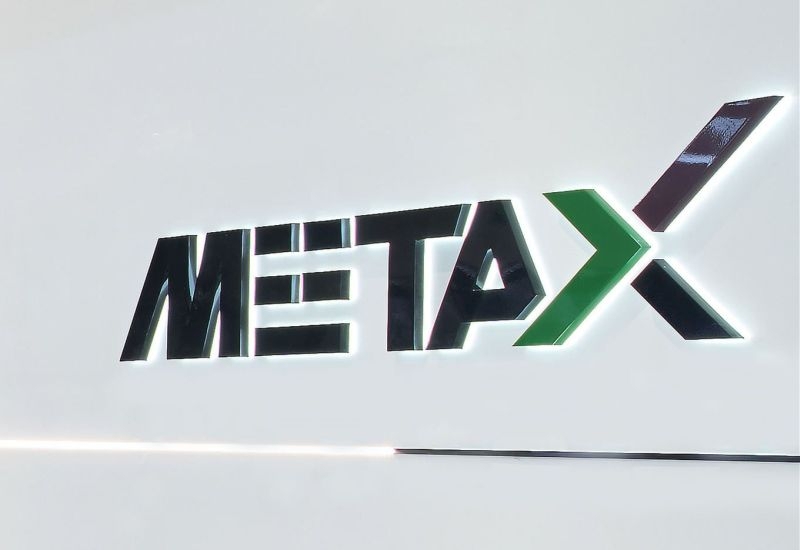 Инвесторы сходят с ума от ИИ: акции разработчика ИИ-чипов MetaX взлетели в восемь раз сразу после IPO