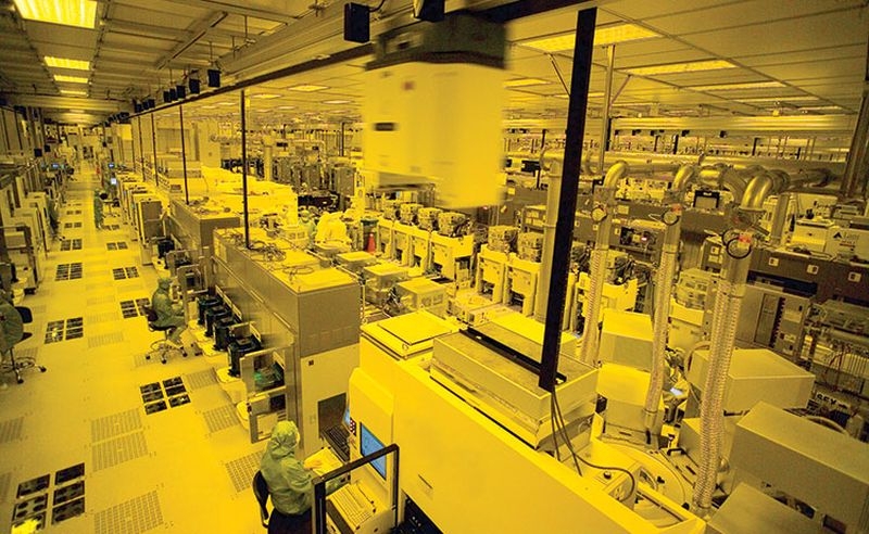 Китайская SMIC выкупила одно из своих подразделений за $5,8 млрд