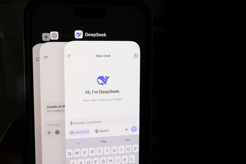 Китайские открытые ИИ-модели&nbsp;во всю проникают в американские приложения &mdash; они дешевле решений OpenAI и Anthropic