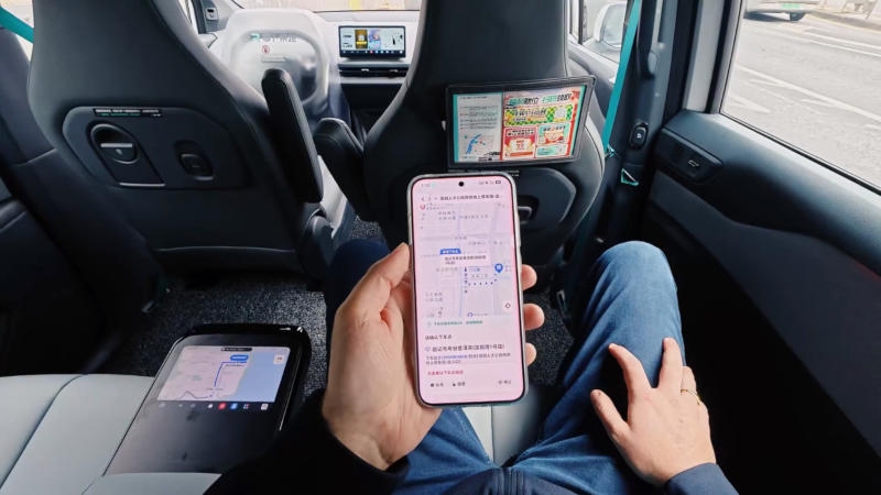 &laquo;Новый DeepSeek-момент&raquo;: первый в мире полностью агентный смартфон показали в деле