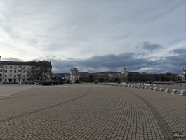 Обзор OnePlus 15R: почти флагман по цене смартфона среднего класса