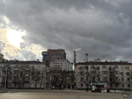 Обзор OnePlus 15R: почти флагман по цене смартфона среднего класса