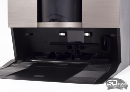 Обзор робота-уборщика ECOVACS DEEBOT X11 OmniCyclone: флагманов много не бывает