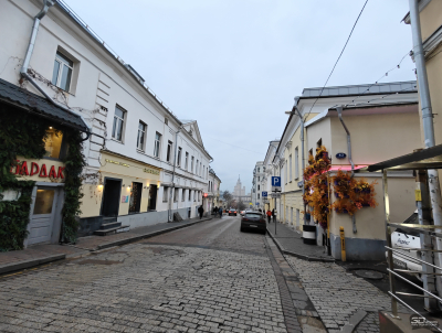 Обзор смартфона IQOO 15: время, вперед