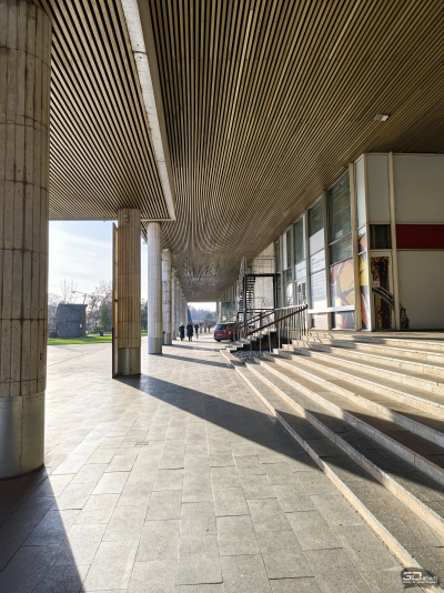 Обзор смартфона IQOO 15: время, вперед