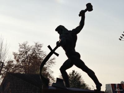 Обзор смартфона IQOO 15: время, вперед