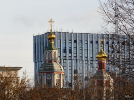 Обзор смартфона IQOO 15: время, вперед