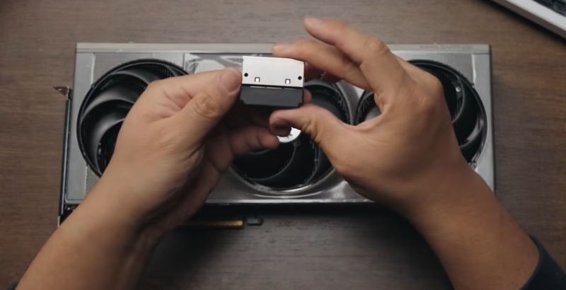 Sapphire выпустит Radeon RX 9070 XT Nitro+ Phantom Link с поддержкой «беспроводного» питания