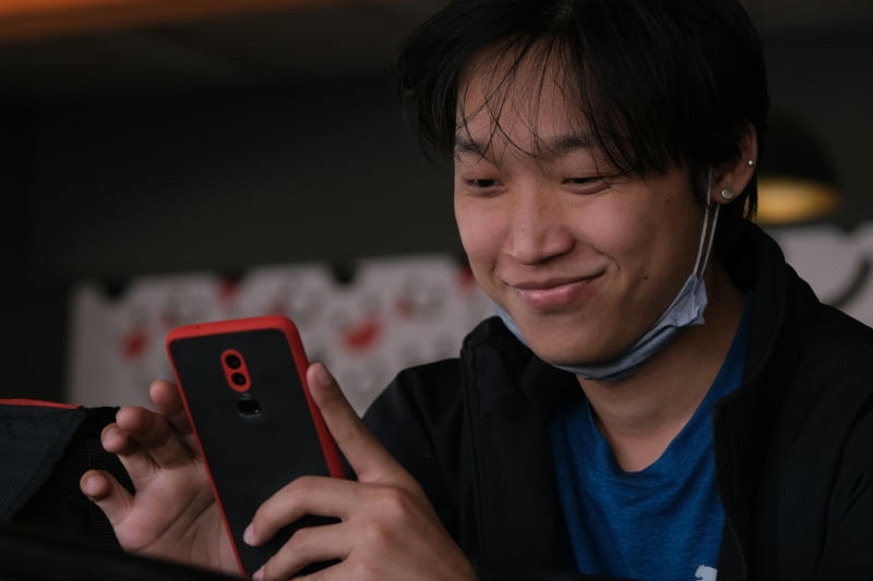 Запуск российско-китайского мессенджера «Молния» отложили на наступающий год