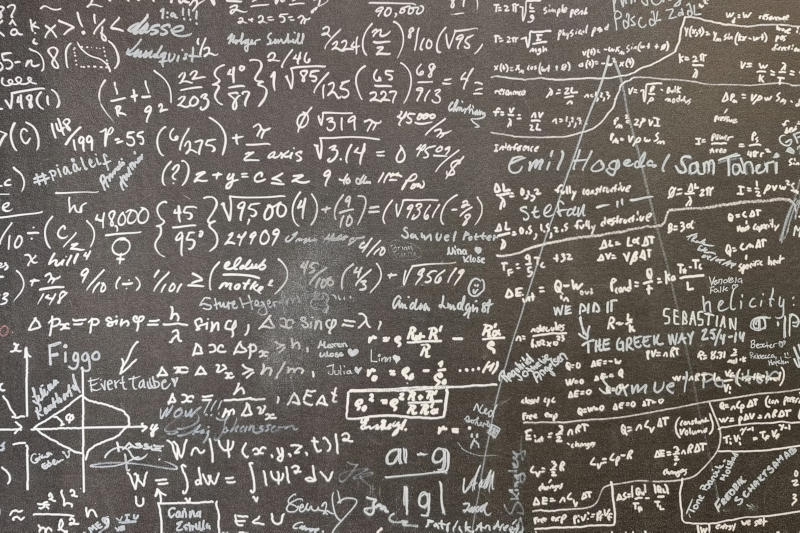 ИИ-модели начали щёлкать сложные математические задачи