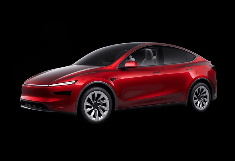 Илон Маск заявил, что Tesla Model Y остаётся самым продаваемым автомобилем уже третий год подряд