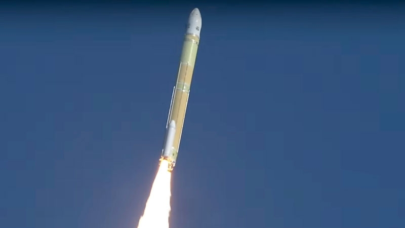 Японская ракета потеряла спутник по пути на орбиту &mdash; он просто свалился с неё