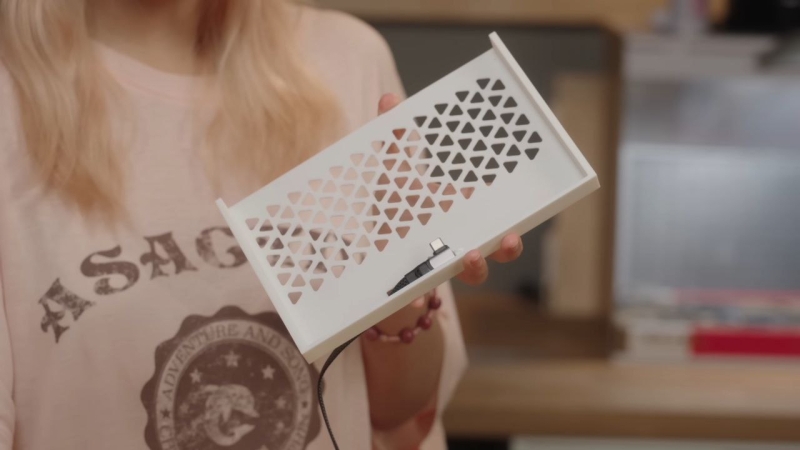 Китаянка собрала универсальную игровую консоль 3-в-1 &mdash; PS5, Xbox Series X и Switch 2 в компактном корпусе